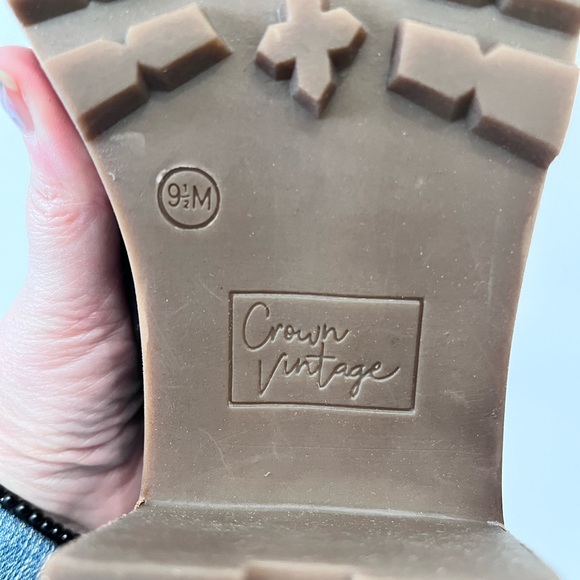 CROWN VINTAGE | 9.5 | Pebbled Leather | LIKE NEW! - Picture 5 of 11